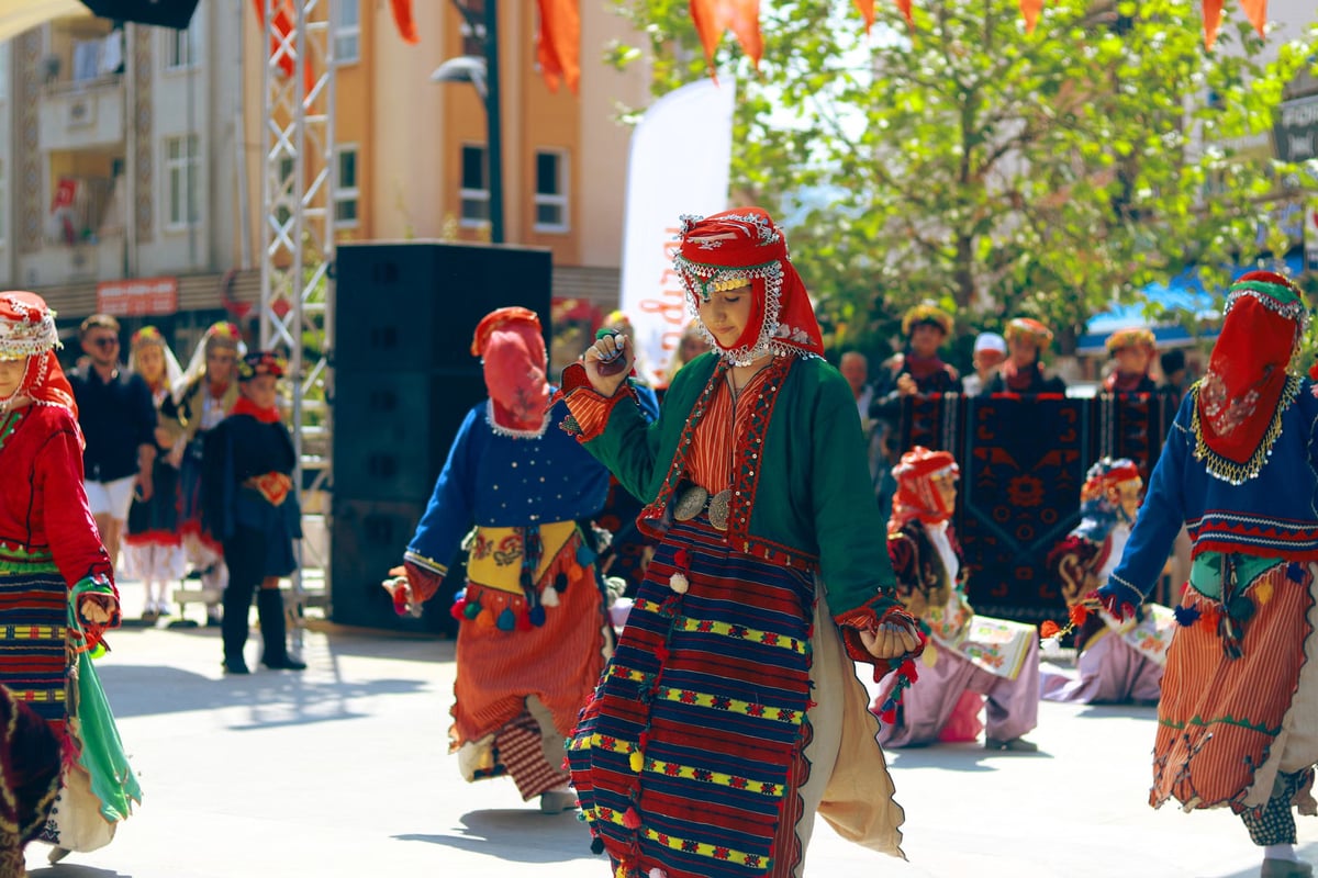 Gümüşhane'de kültür festivali sürüyor