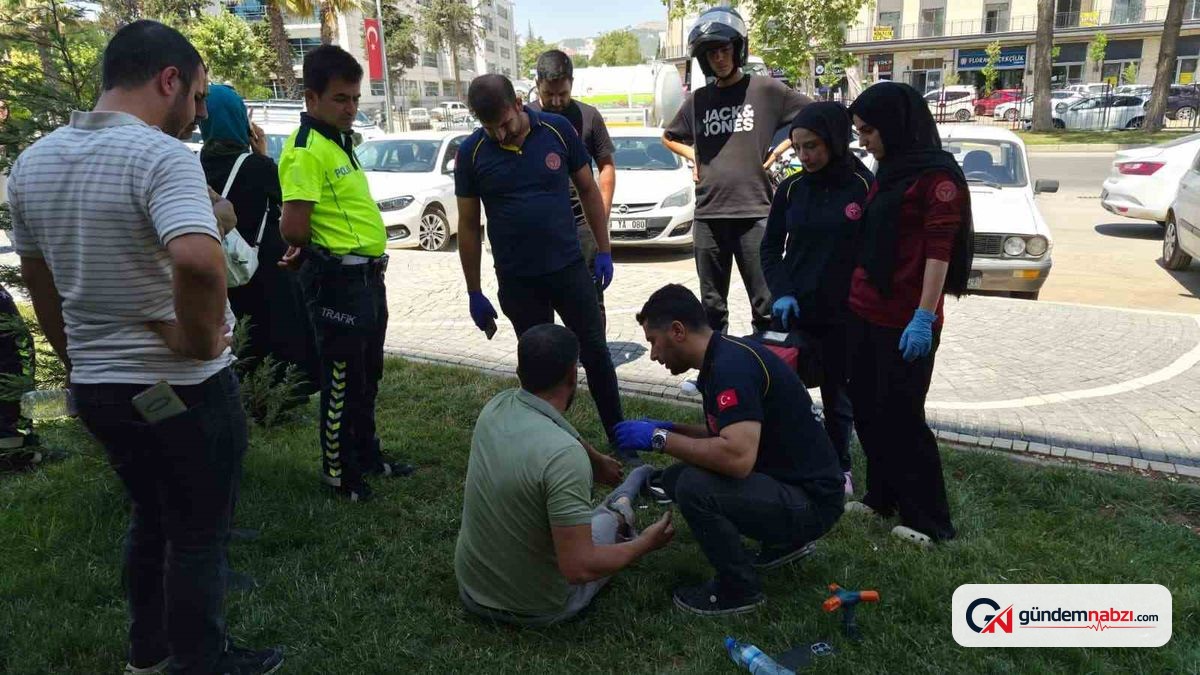 Adıyaman'da manevra yapan motosiklet devrildi: 1 yaralı