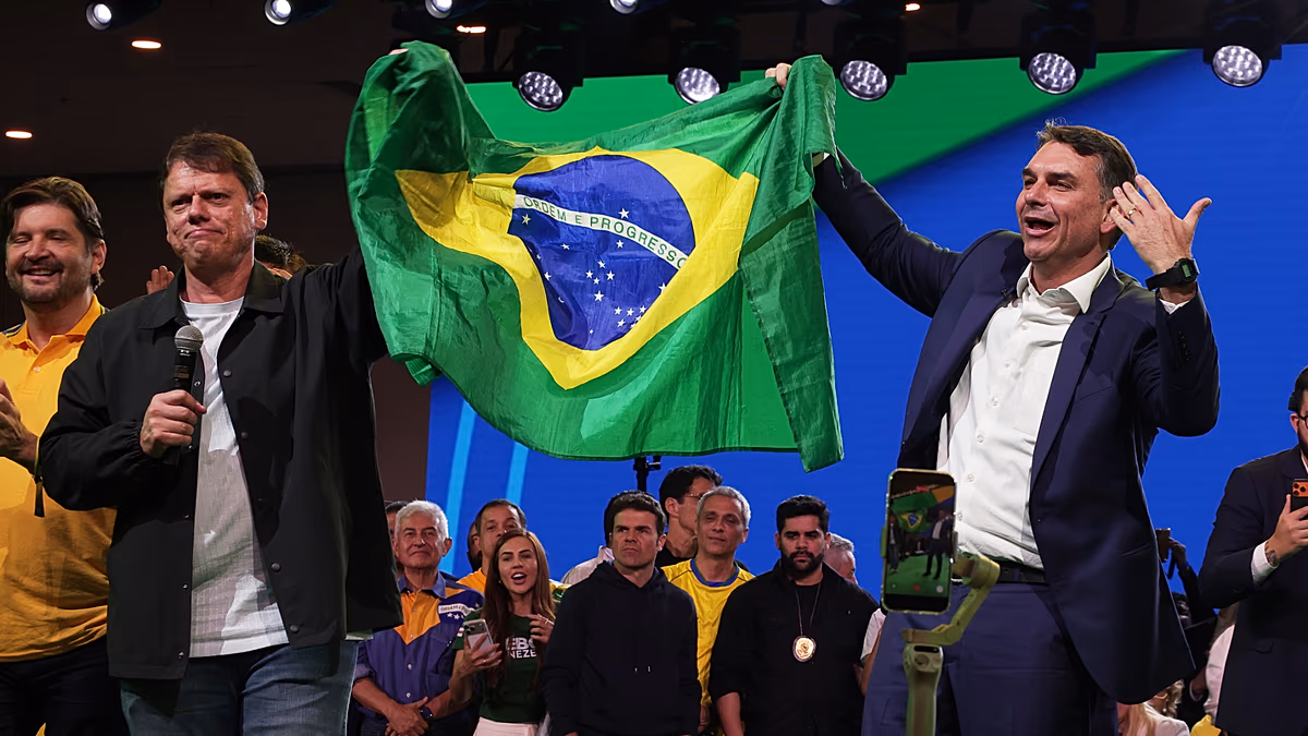 Brezilya'da Flávio Bolsonaro cumhurbaşkanlığına aday oldu