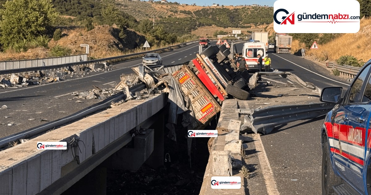 Uşak'ta bariyere çarpan tır nehre uçtu: 1 ölü