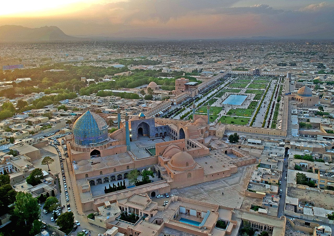 İsfahan'da zincirleme kaza: 8 yaralı