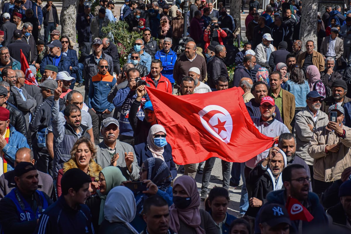 Tunus, Saied'in İktidara Gelmesinin Üzerinden Beş Yıl Geçtikten Sonra Krizle boğuşuyor