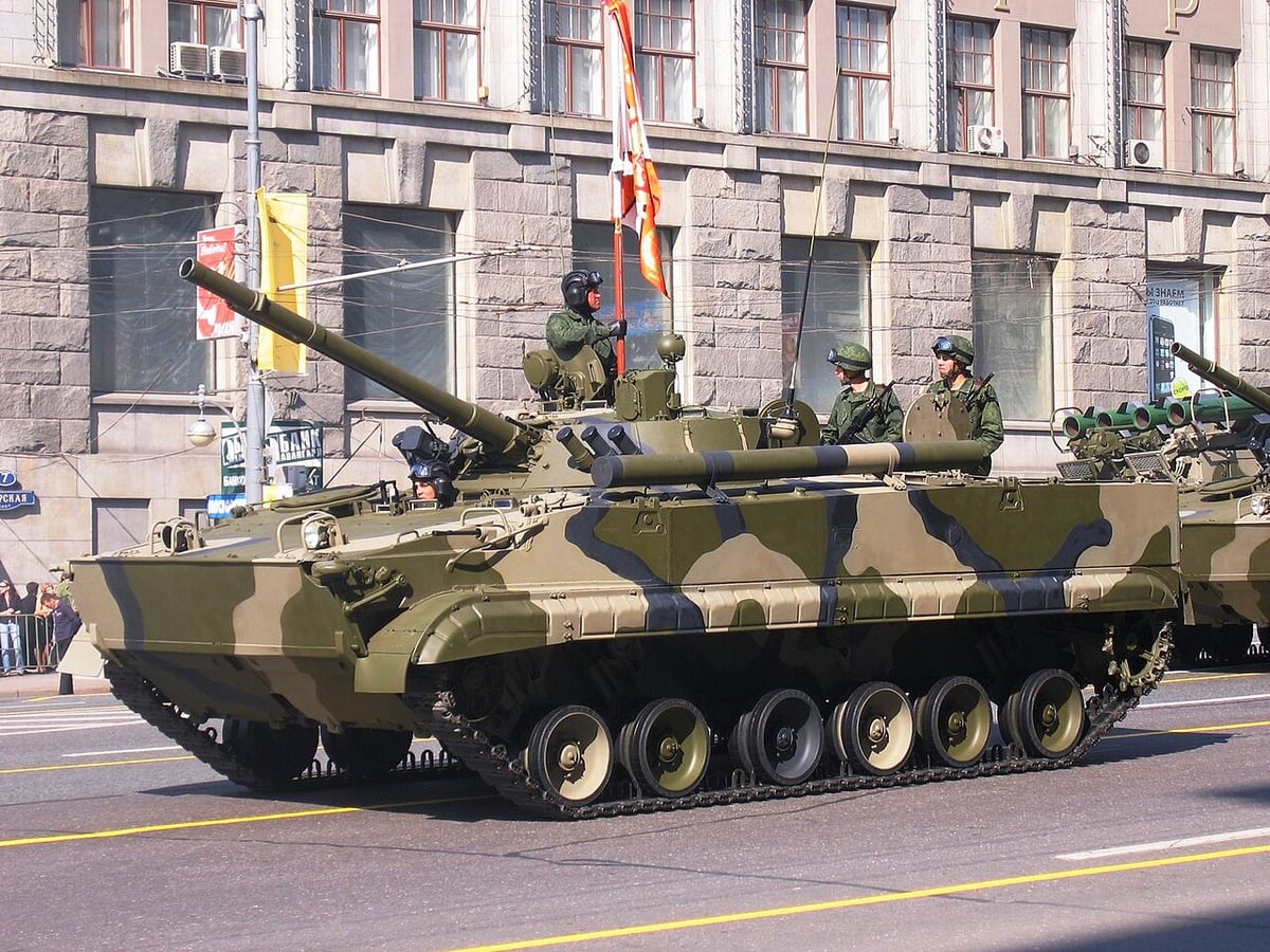 Rusya Savunma Bakanlığına BMP-3 zırhlı araç sevkiyatı