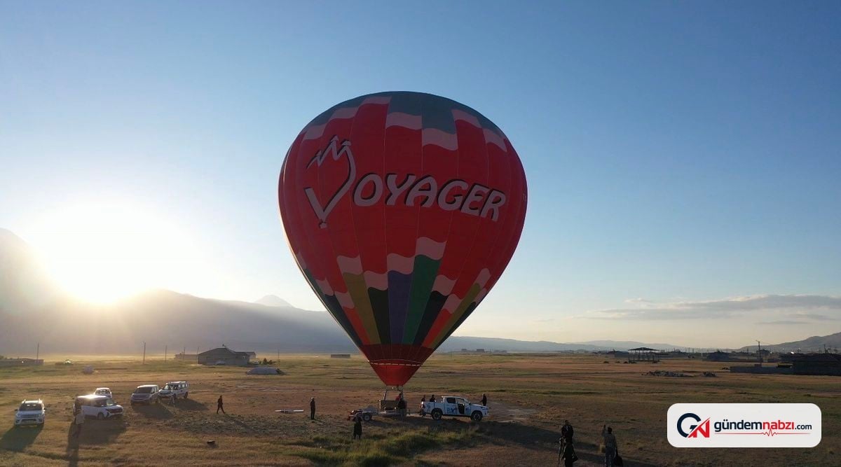 Ağrı Doğubayazıt'ta sıcak hava balonu turları onay aldı