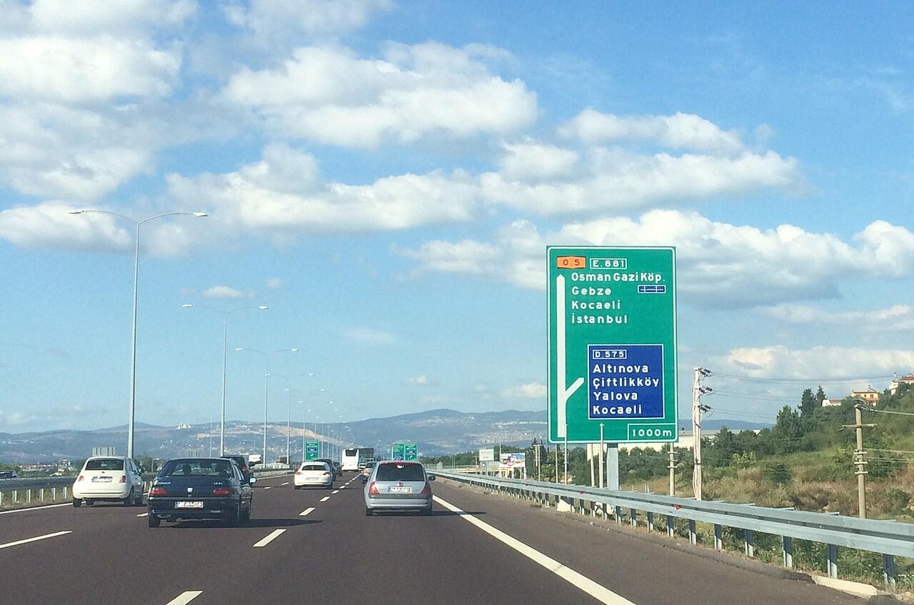 Yalova'da tersanede silahlı Saldırı: Üretim müdürü yaralandı