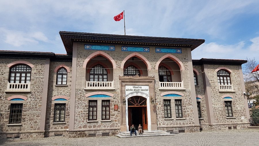 Yeni parti 90 vekille de Hazine yardımı alamayacak