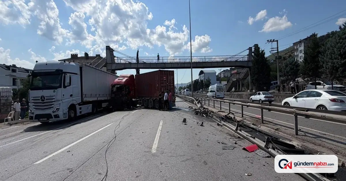 Kocaeli'de lastiği patlayan TIR karşı şeride geçti: 1 yaralı