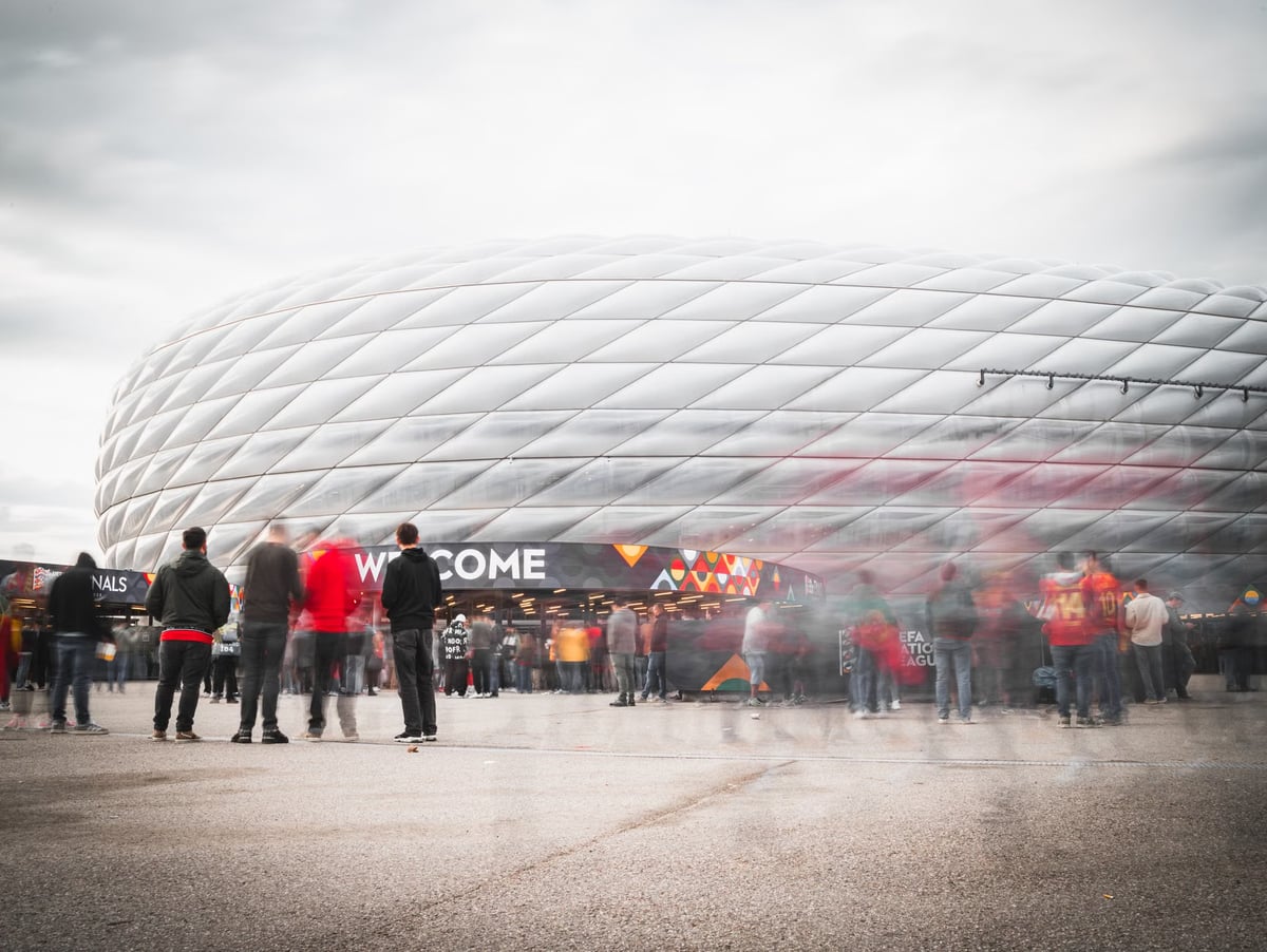 VfB Stuttgart, Bayern Münih'e transferde yanıt verdi