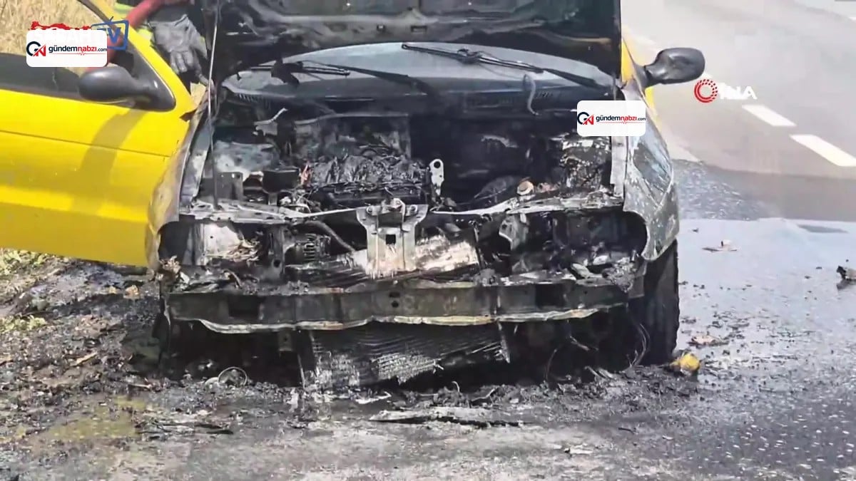 Tekirdağ'da seyir halindeki otomobil yandı, 5 kişi kurtuldu