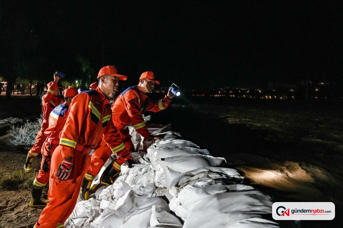 Çin'de Danghe Nehri'nin su seviyesi yükseldi