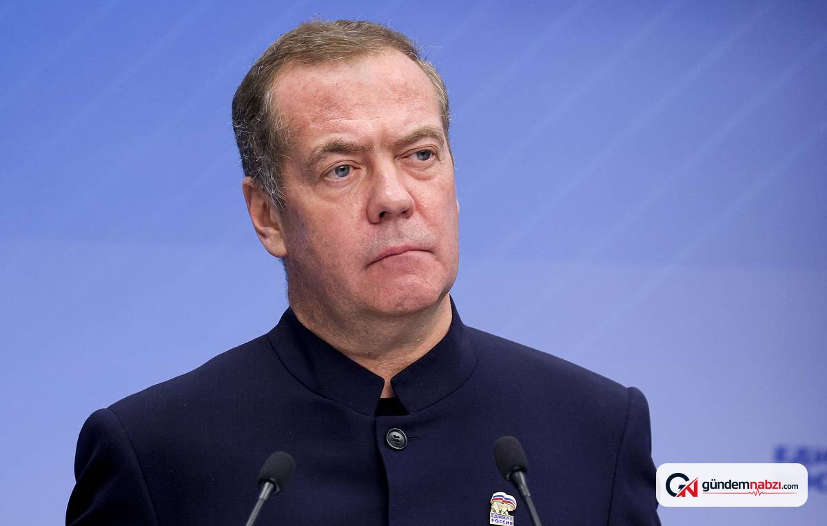 Medvedev: Batı, Rusya'yı yıkmak için Ukrayna'yı koçbaşı yapıyor
