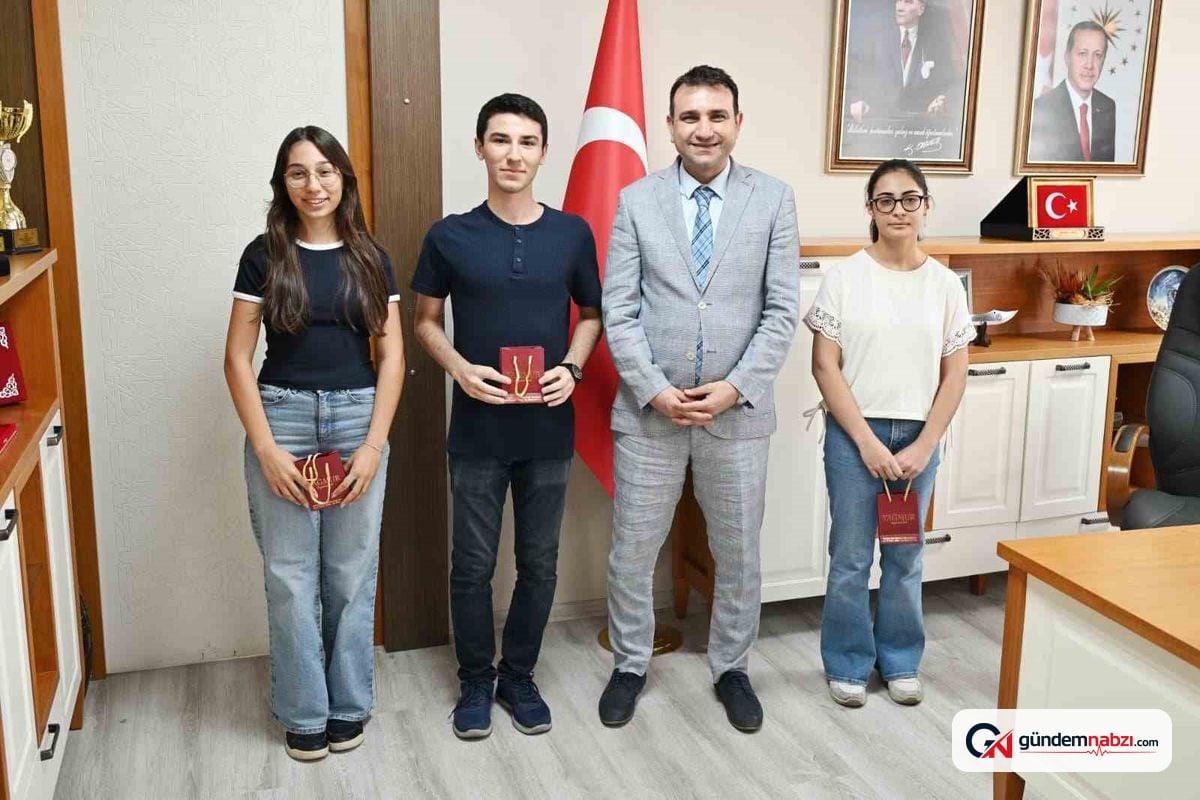 Aydın Fen Lisesi öğrencileri 2026 YKS'de Türkiye derecesi elde etti