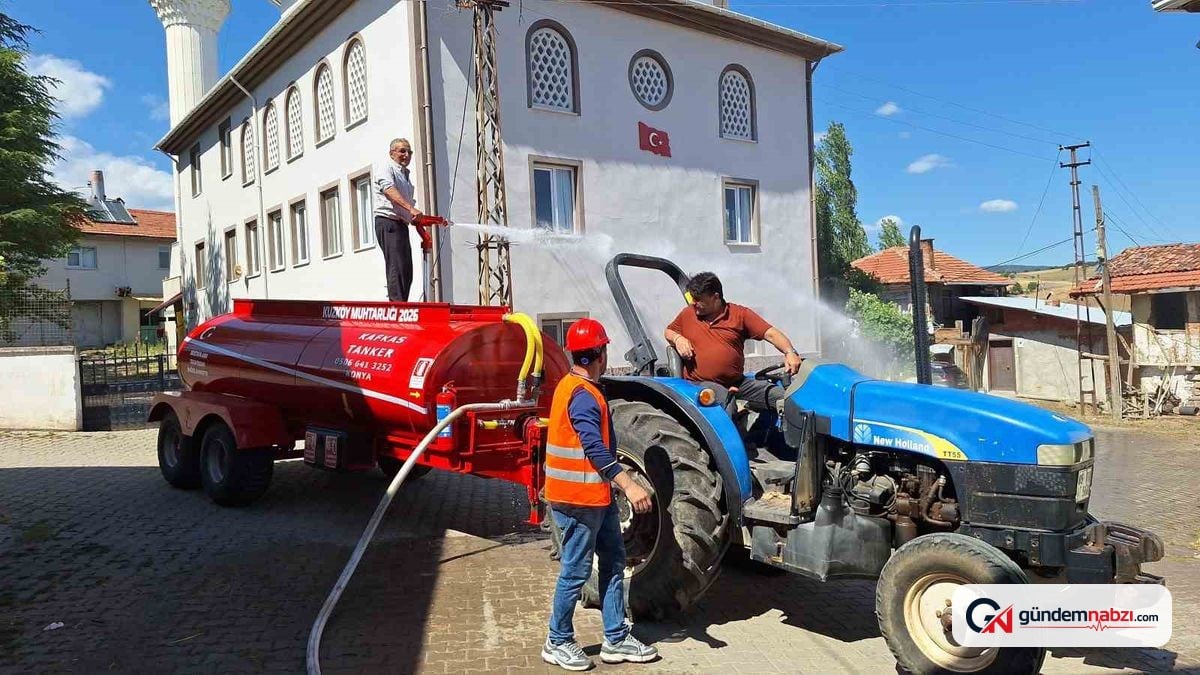 Hayırseverden Çorum'daki köye yangın söndürme tankeri