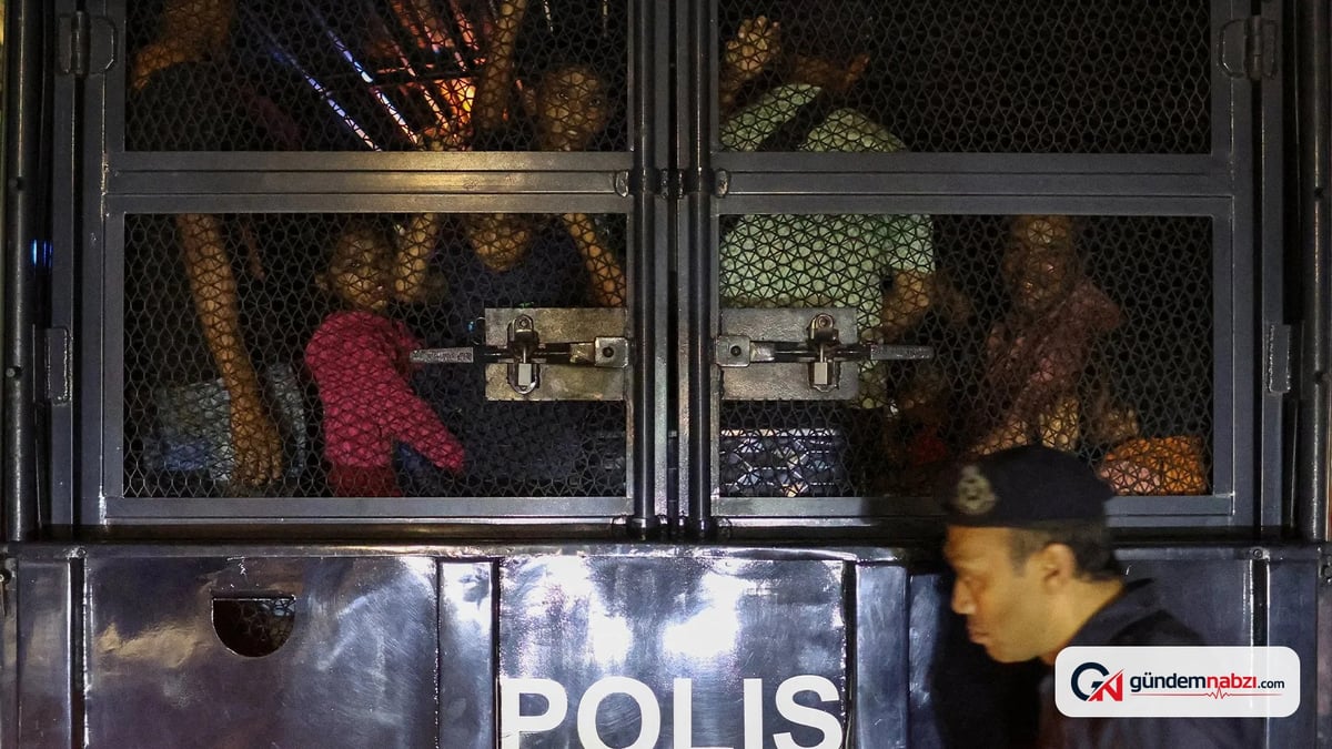 Malezya 100'den fazla Rohingya'yı gözaltına aldı