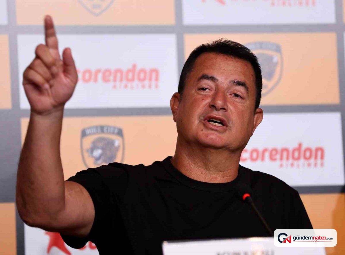 Hull City ile Corendon Airlines sponsorluk anlaşmasını yeniledi