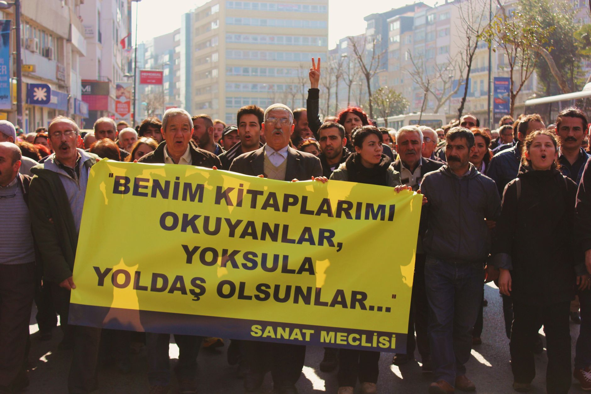 İstanbul Valiliği'nin toplantı yasağı mahkemece iptal edildi