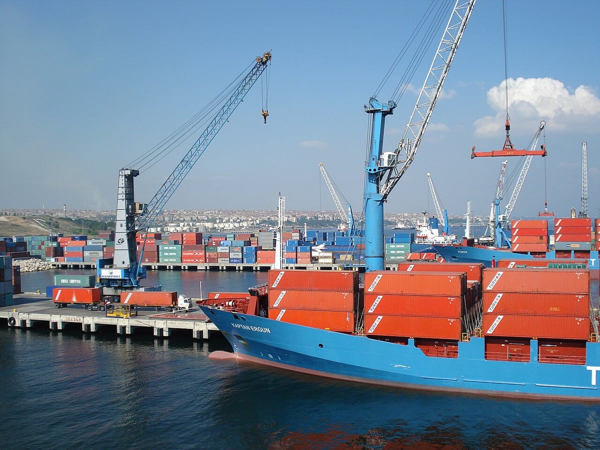 Ambarlı Limanı'nda 2,1 milyar liralık uyuşturucu ele geçirildi