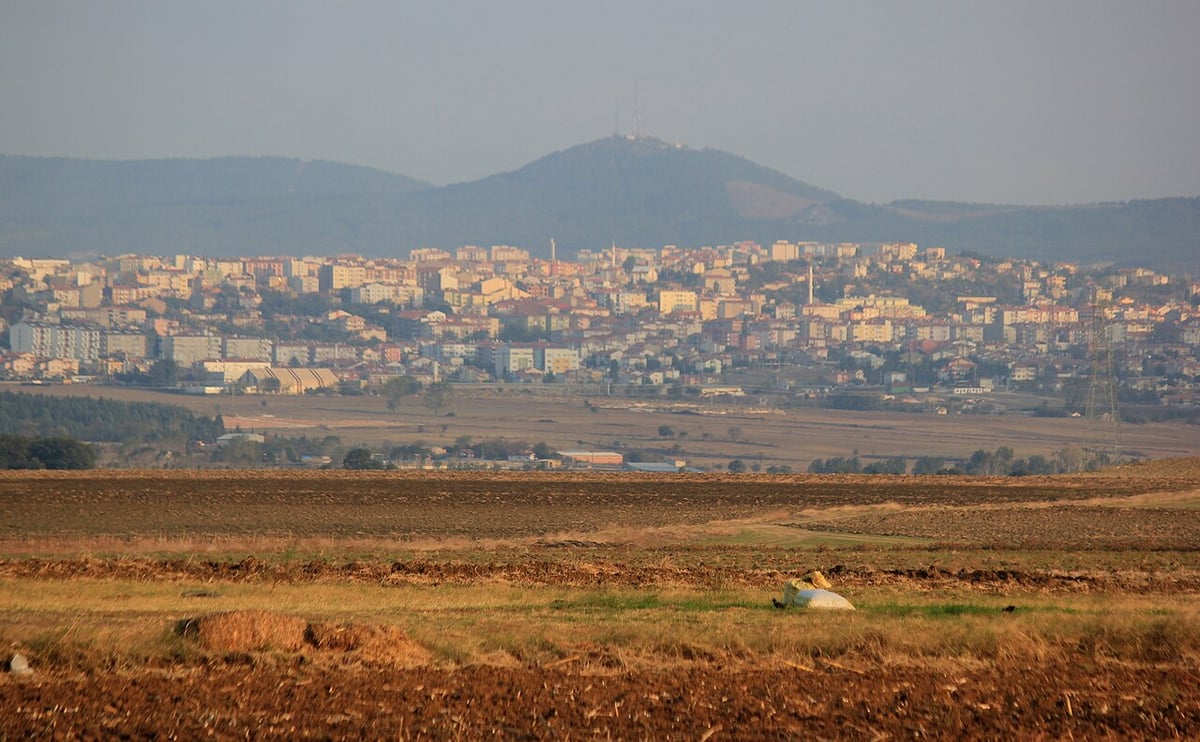 Edirne'de komşu kavgasında emekli polis 3 kişiyi vurdu