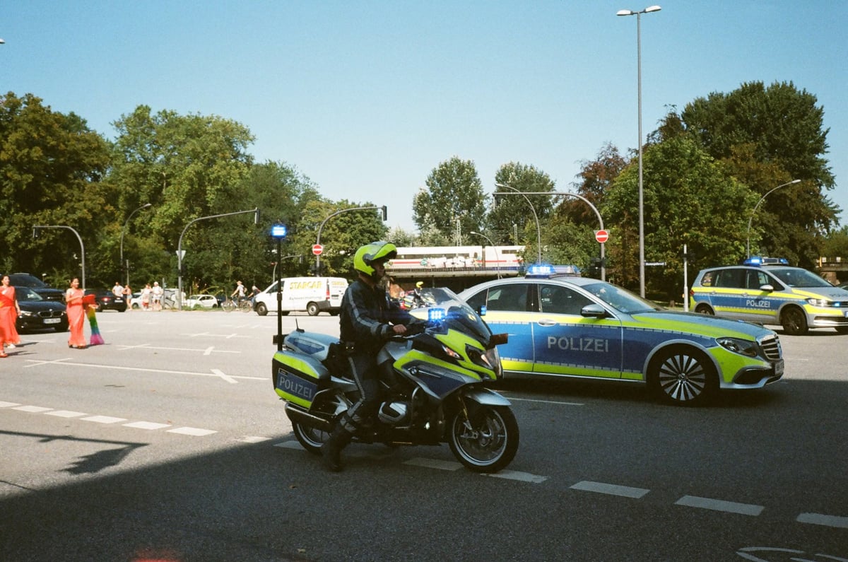Berlin'deki terör saldırısının şüphelisi özel operasyonda öldürüldü