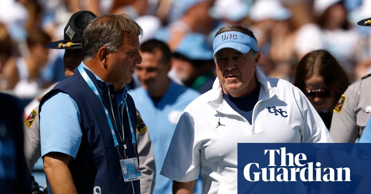 North Carolina, GM Michael Lombardi'yi ücretli izne ayırdı
