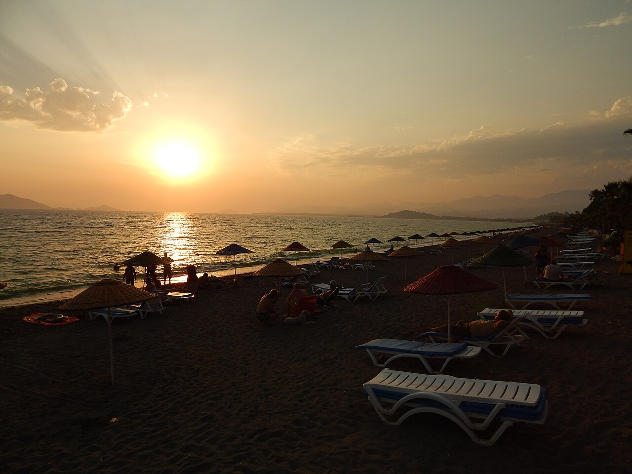 Muğla Fethiye'de plaj görevlisi ile vatandaş tartıştı