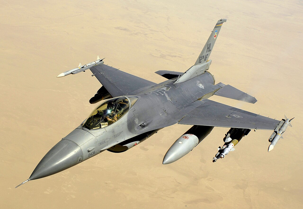 Ukrayna'da F-16 kaybı büyük darbe oluşturacak
