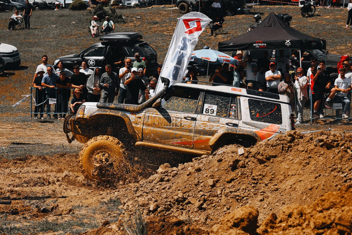 Türkiye Offroad Şampiyonası'nın 4. ayağı Vezirköprü'de tamamlandı