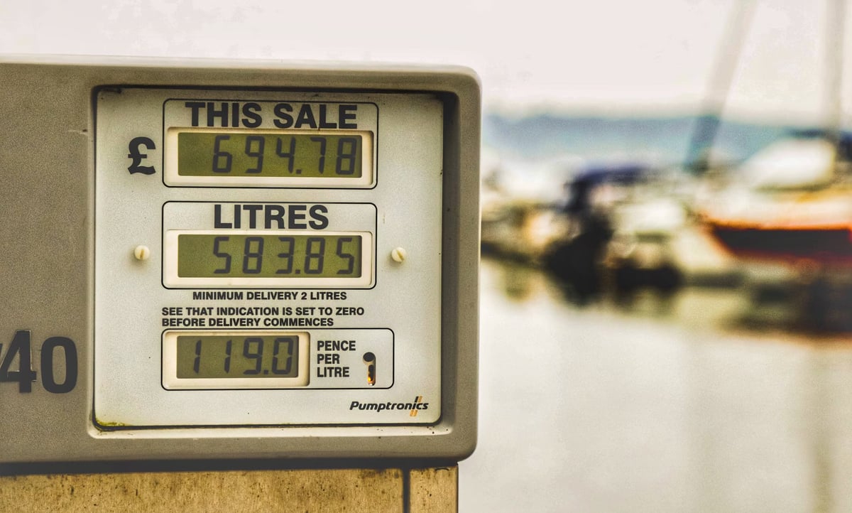 Yükselen petrol fiyatları, İngiltere'de faiz artırımlarını gündeme getirebilir