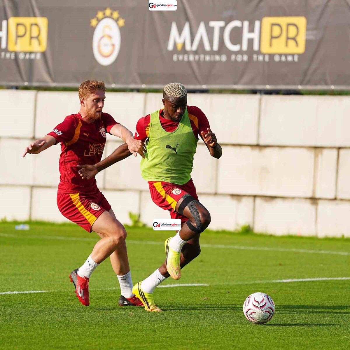 Galatasaray hazırlıklarını çift idmanla sürdürdü