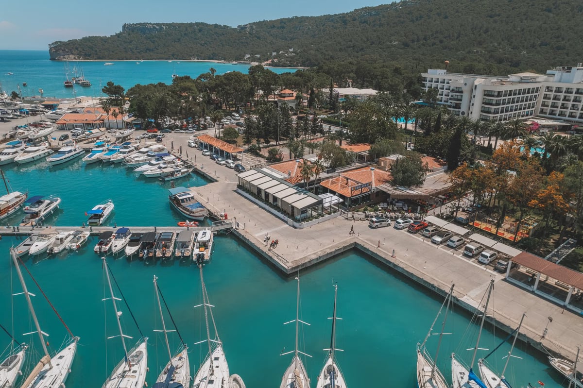 Turizm sektörüne SGK prim desteği: 6 milyarlık paket yasalaştı