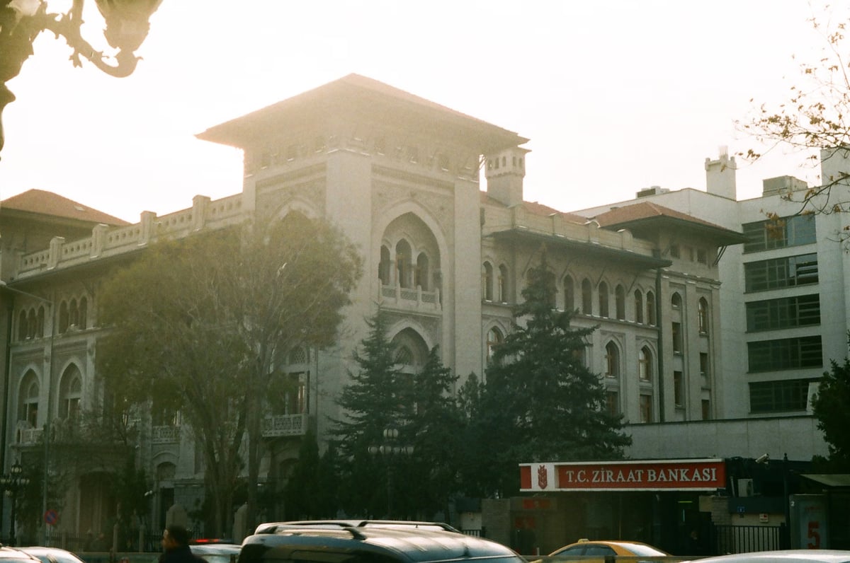 Kur korumalı mevduatta düşüş sürdü