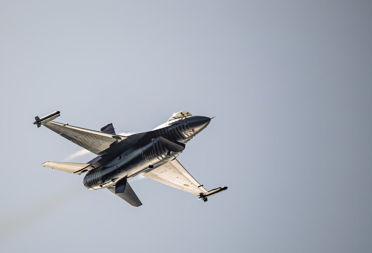 Türk F-16'ları Baltık semalarında 7/24 alarm görevinde olacak