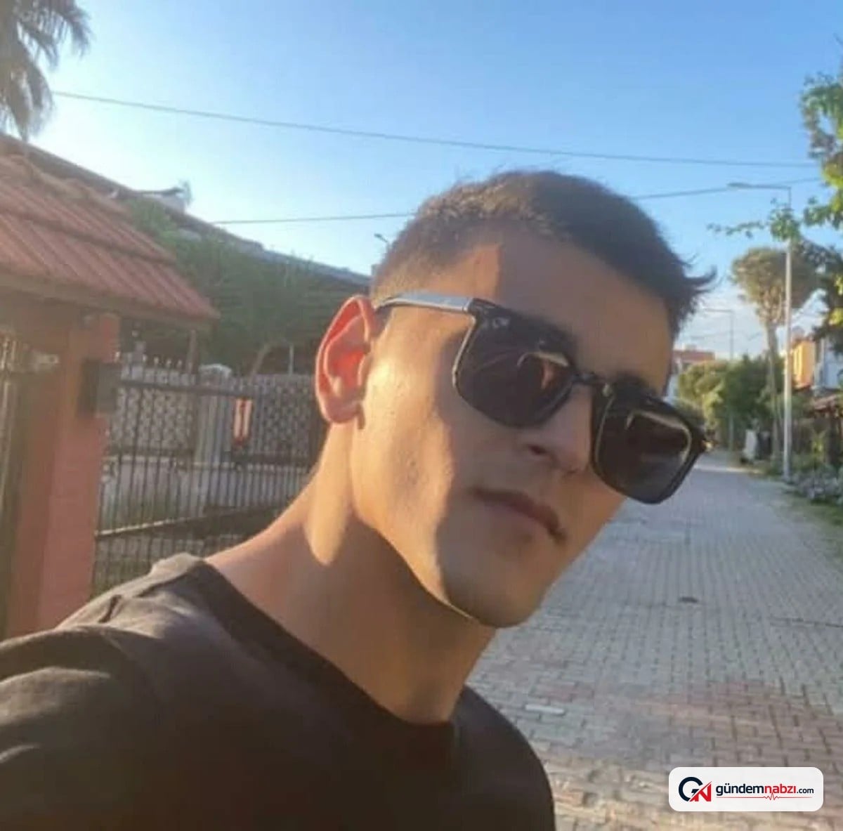 İzmir'de otomobilin çarptığı üniversiteli Eren yaşamını yitirdi
