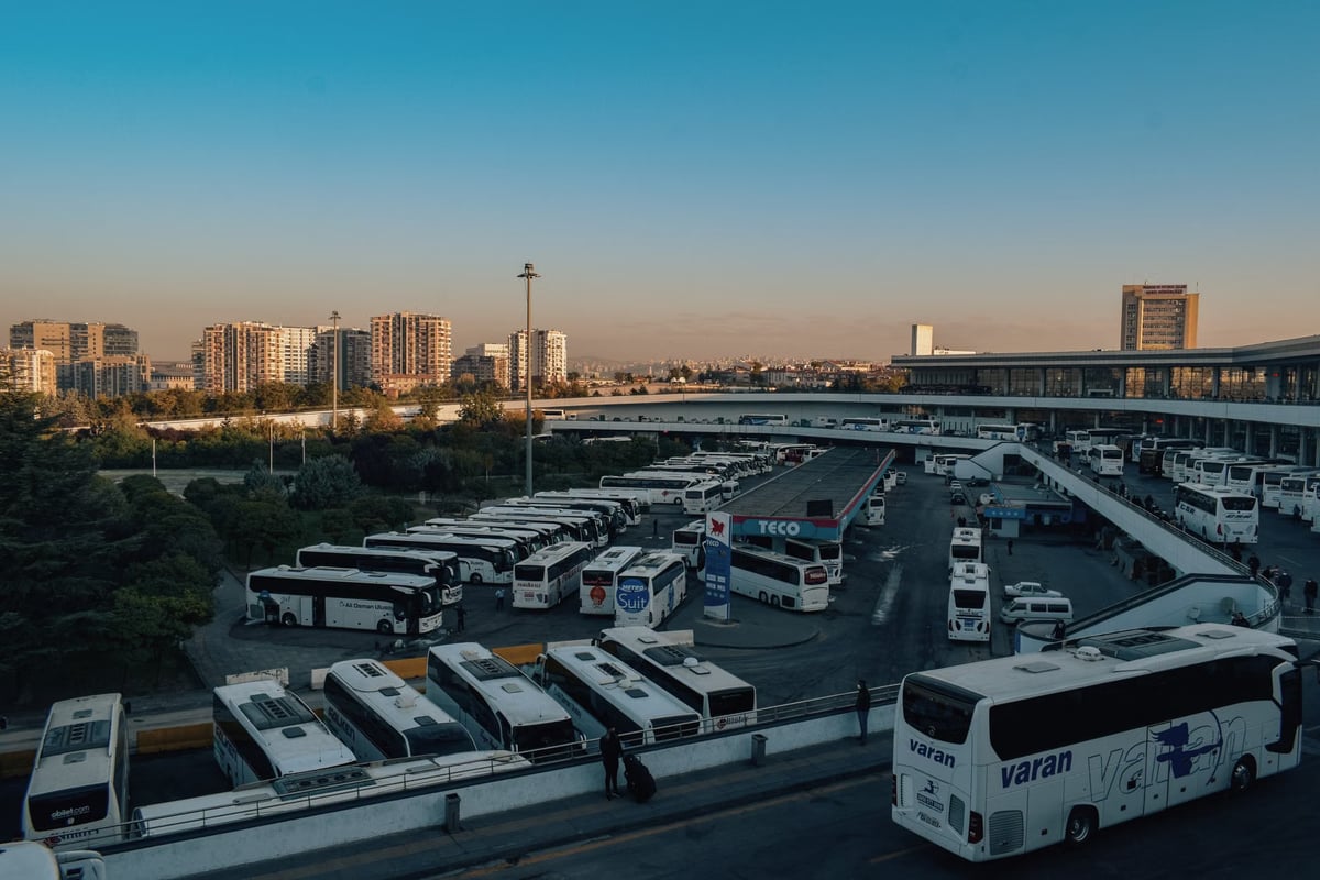 65 yıl hapis cezası bulunan firari otobüste yakalandı