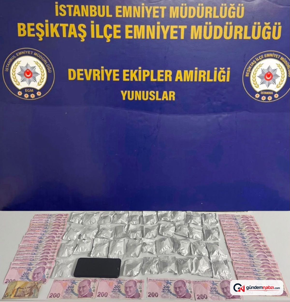 Beşiktaş'ta çamaşır makinesindeki gizli bölmeden esrar çıktı