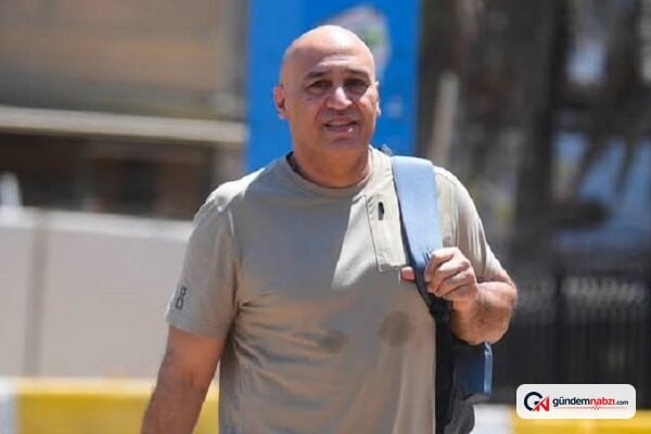 Mansourian Al Talaba'da kalmaya devam edecek