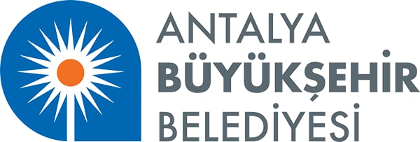 Antalya'da seferleri durdurulan nostalji tramvayına yanıcı madde atıldı