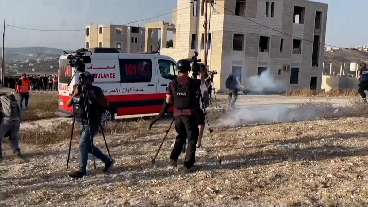 İsrail güçleri, Nablus'taki gazetecilere gözyaşı gazı sıktı