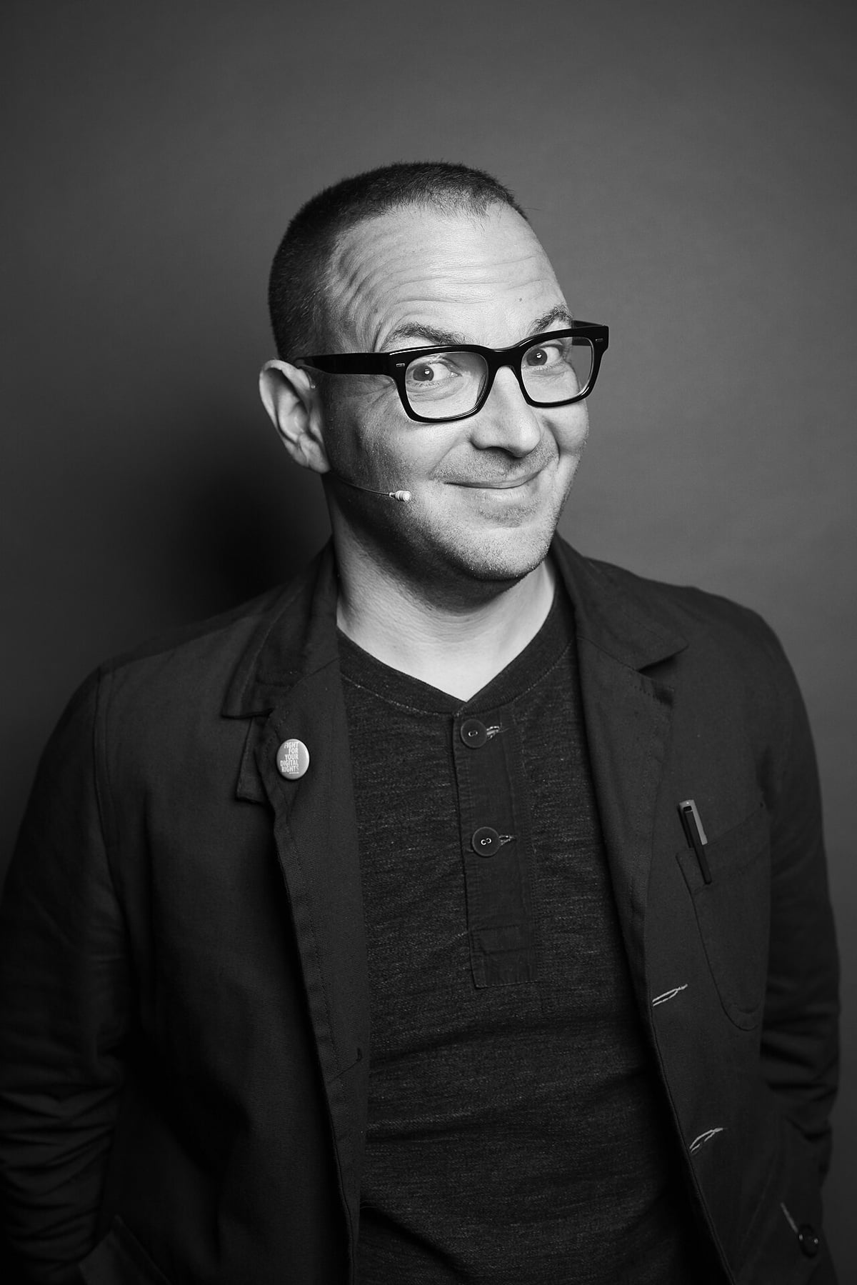 Cory Doctorow: AI balonu patladığında iş gücü kaybı sorun olacak