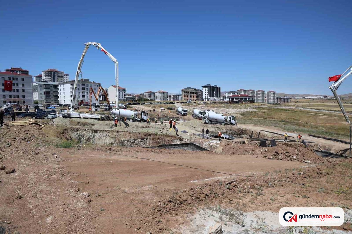 Sivas'ta Siyer-i Nebi külliyesi'nin temeli atıldı