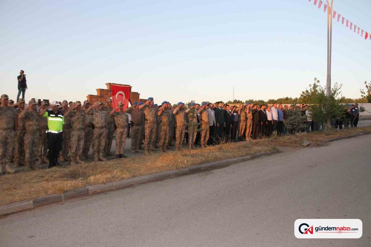 Muş'ta şehit binbaşı arslan kulaksız anıldı