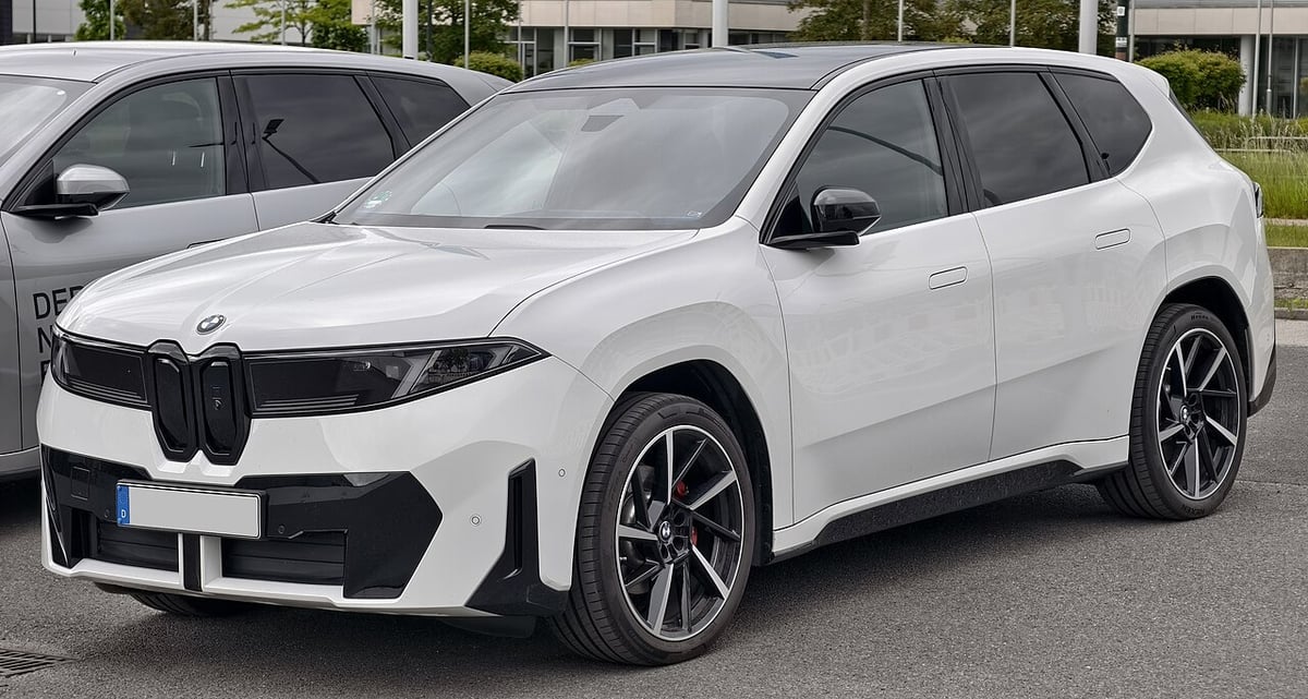 Yeni BMW iX3 Long Wheelbase modeli tanıtıldı: 919 km menzil