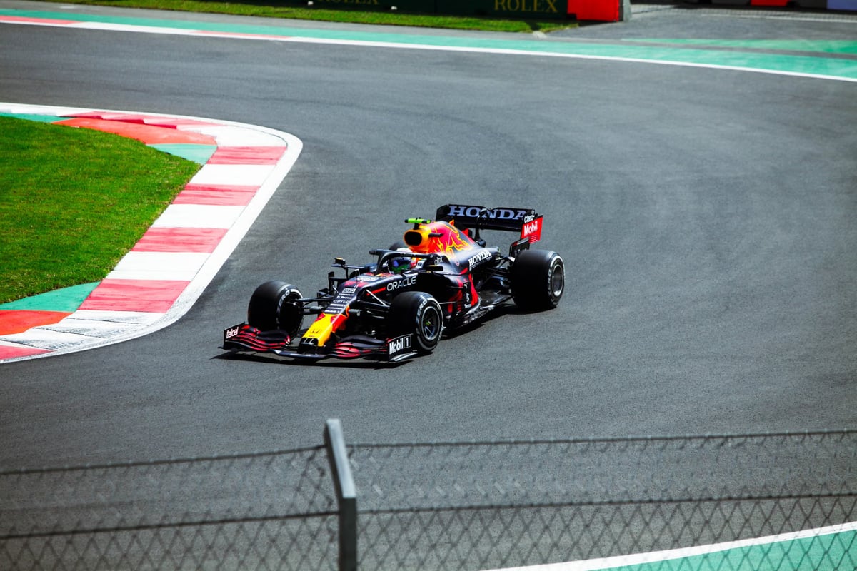 Formula 1'de yaz tatili: Takımların sezon ortası karnesi