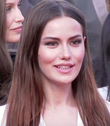 Fahriye Evcen yeni sezonda Hamal dizisiyle ekranlara dönüyor