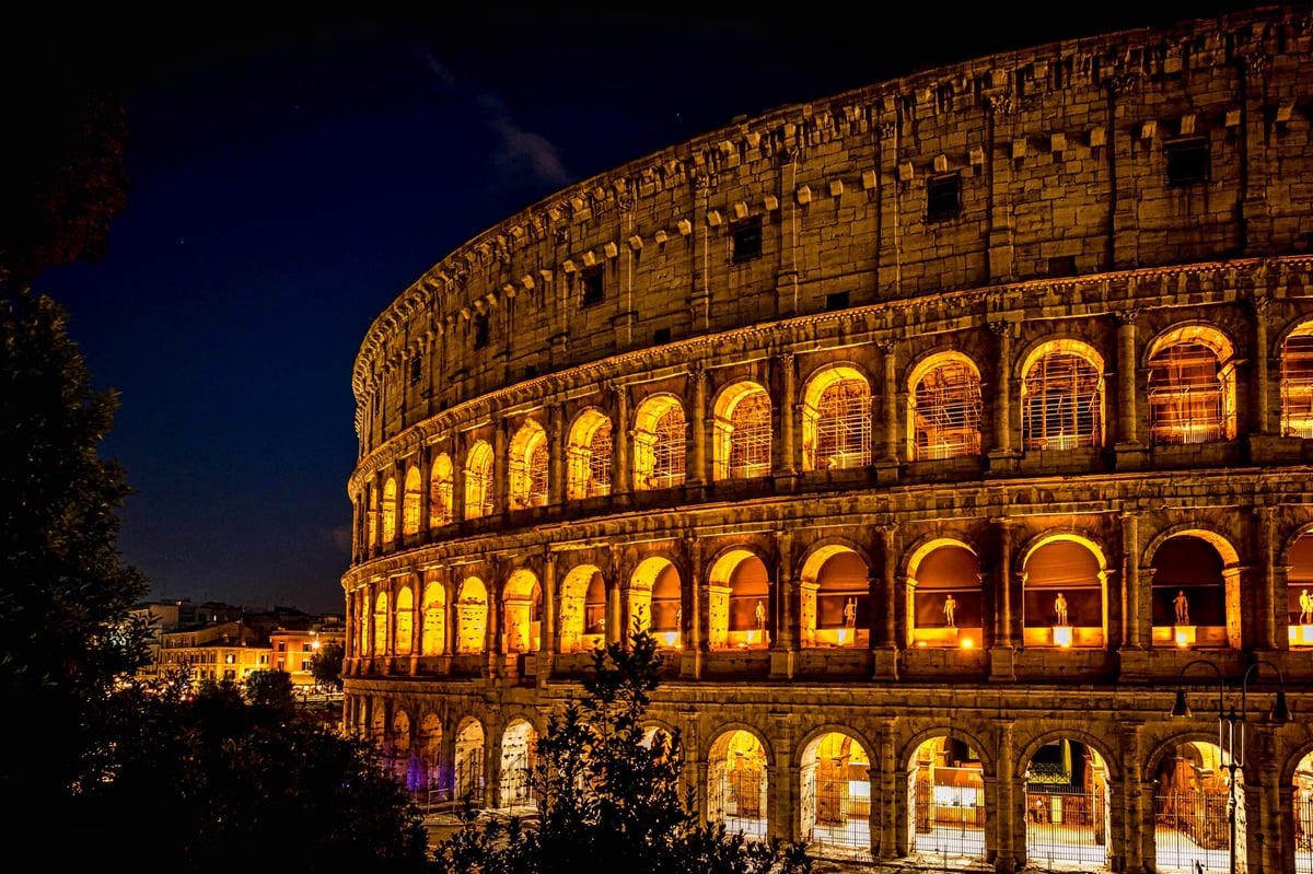 Roma'da Kolezyum gece turuna büyük ilgi gösterildi