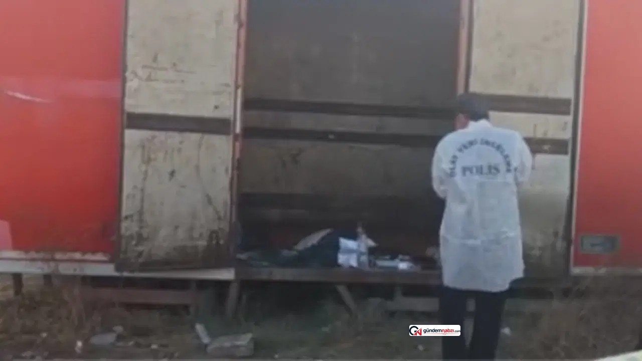 Antalya'da kamyonet kasasında yaşayan kişi ölü bulundu