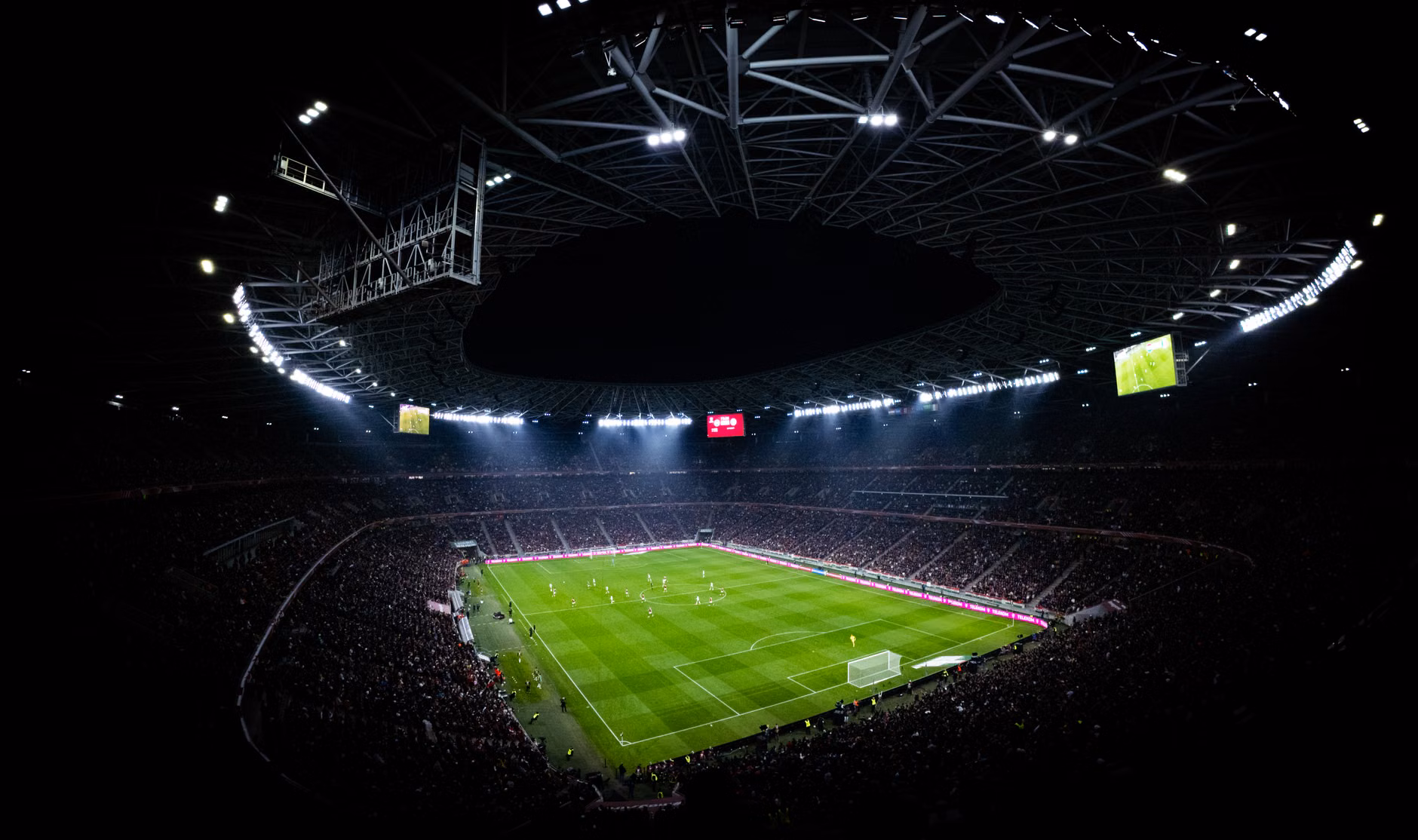 Real Madrid transferlerden 20 milyon euro artıda
