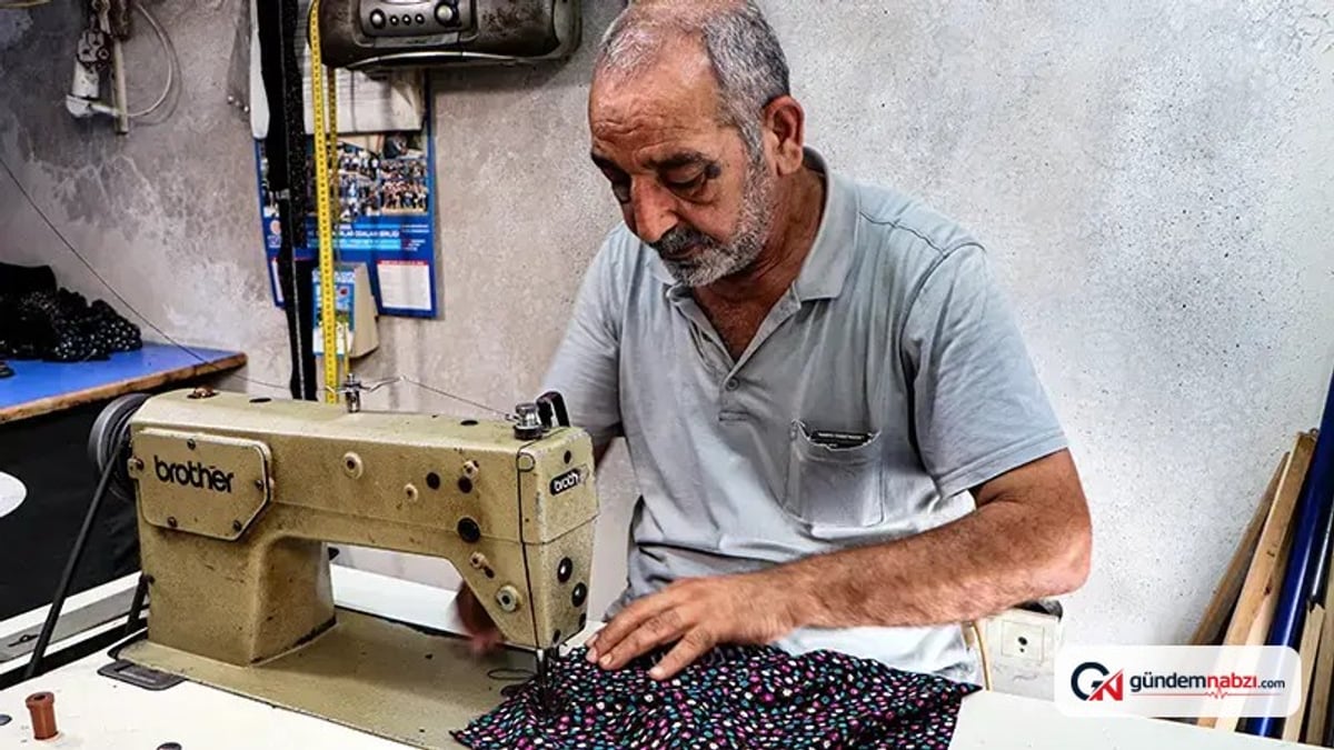 Adana'da 44 yıldır el işçiliğiyle şalvar üreten terzi, ürünlerini 81 ile gönderiyor