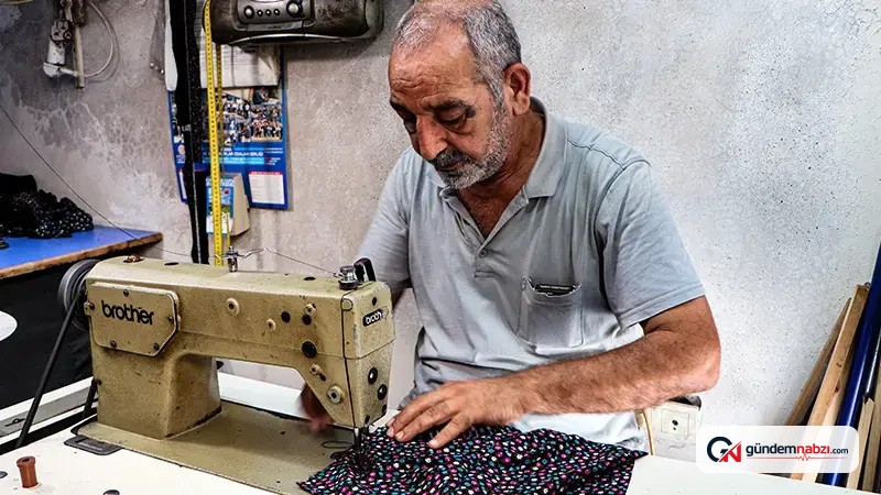 Adana'da 44 yıldır el işçiliğiyle şalvar üreten terzi, ürünlerini 81 ile gönderiyor