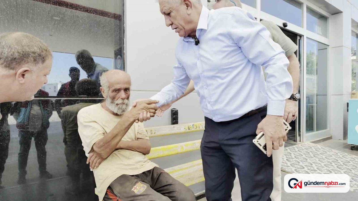 Devletin şefkat eli sokakta yaşayan yaşlı adama uzandı